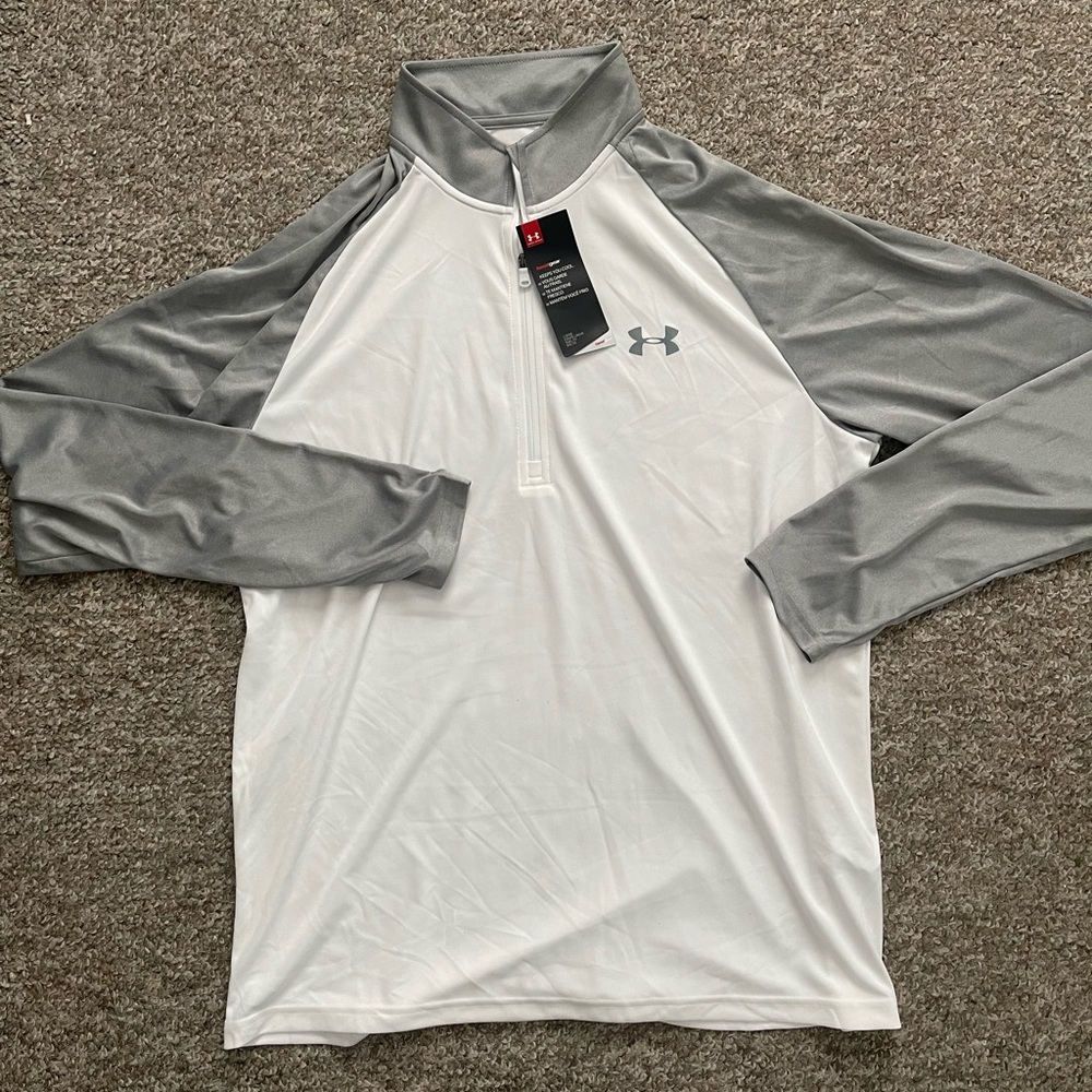 Men UnderArmour Quarter zip NWT